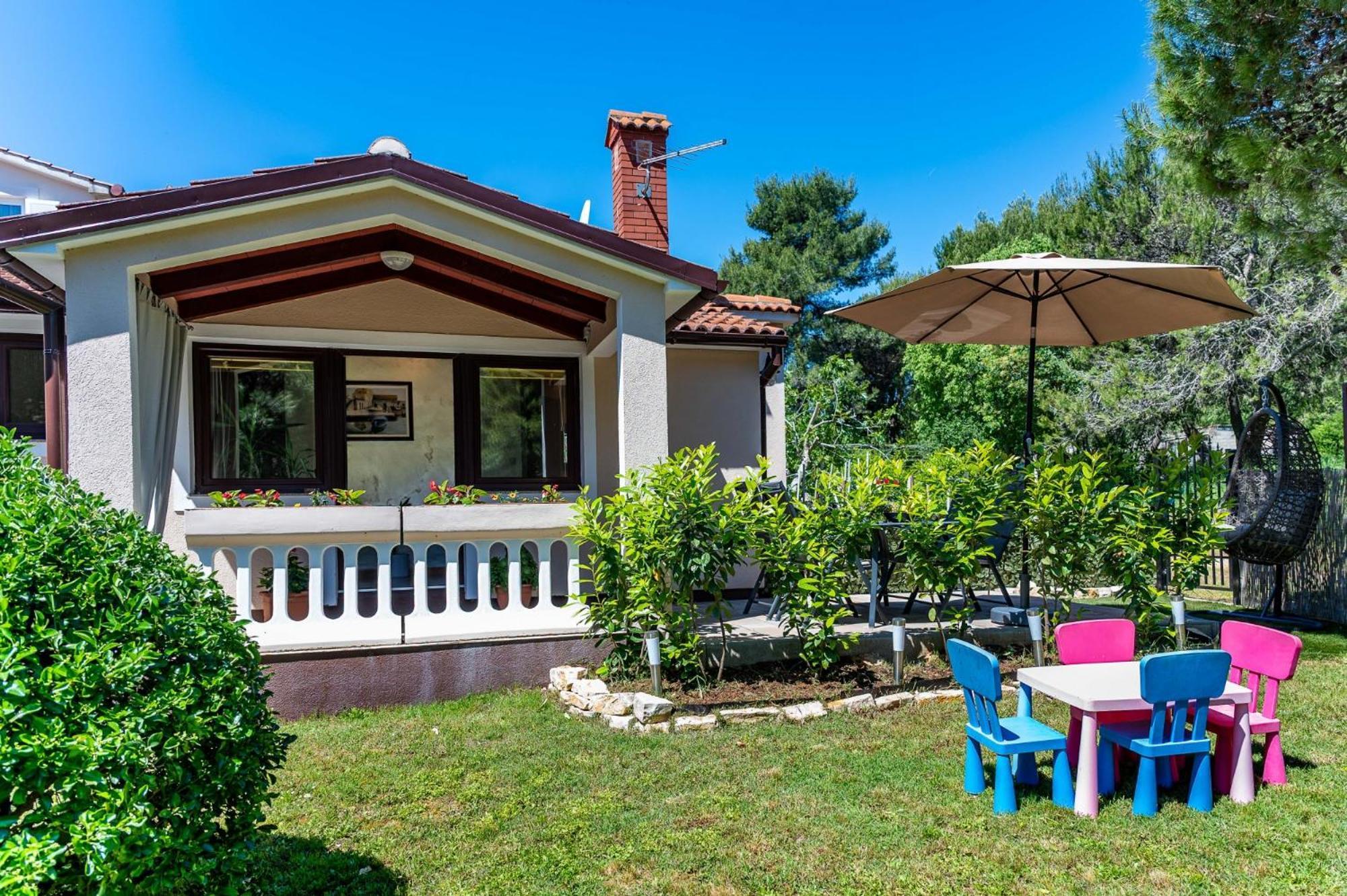 Casa Arti In - Haus Fuer 2-4 Personen * Pula